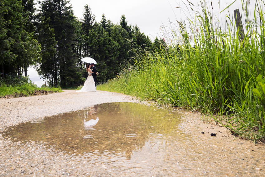 photographe mariage dans le jura sous la pluie