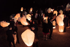 Lacher de lanternes lumineuses