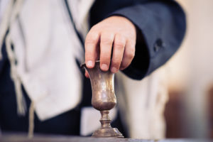 le vin, symbole de joie dans la tradition juive