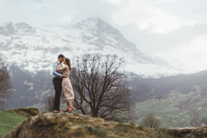 Séance engagement avant le mariage à Grindelwald - Berne