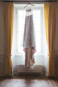 Robe de mariée dans le Klosterhotel St. Petersinsel